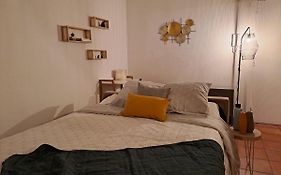 Tres Agreable Studio & Terrasse - Mougins 30 M²